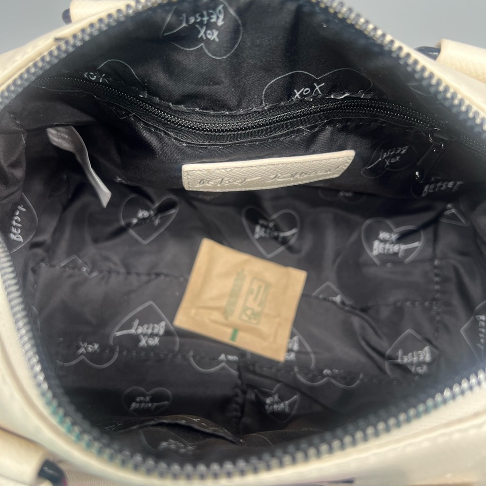 Betsey Johnson XOJEAN crossbody purse - Picture 10 of 11